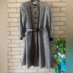 VIntage Helga Long Checkered Euro Wool Oversized Shoulder Pads Coat Size 8